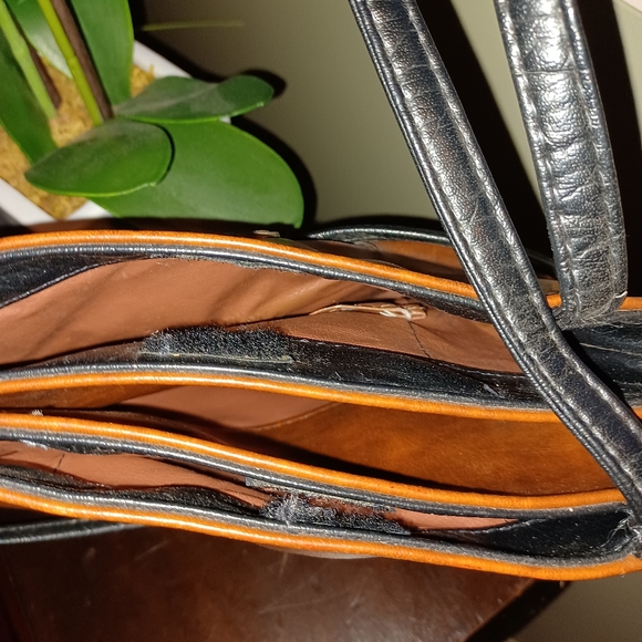 Purse - Picture 4 of 4